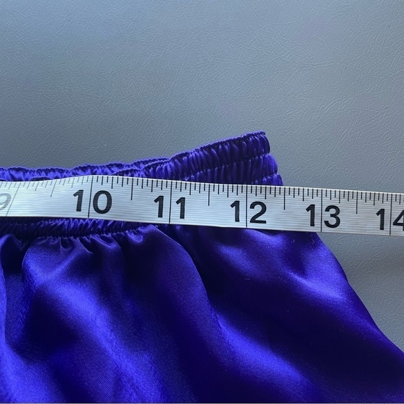 Victoria’s Secret Vintage Pajama Set – Gold Tag – Size Small - Picture 9 of 11